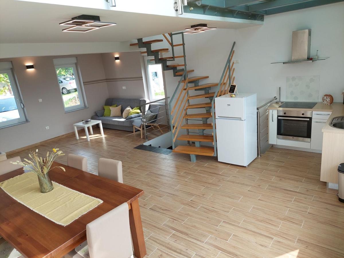 Apartamento Apartma Vali Gradisca Exterior foto
